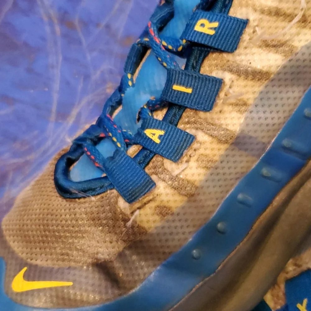 Nike Air Max youth running shoe